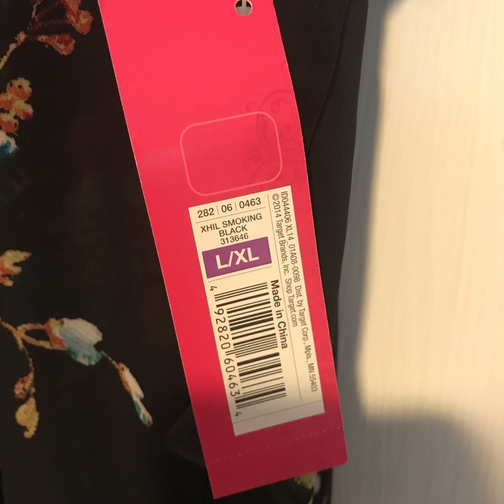 NWT Fun Floral Ruana Wrap - Picture 4 of 8